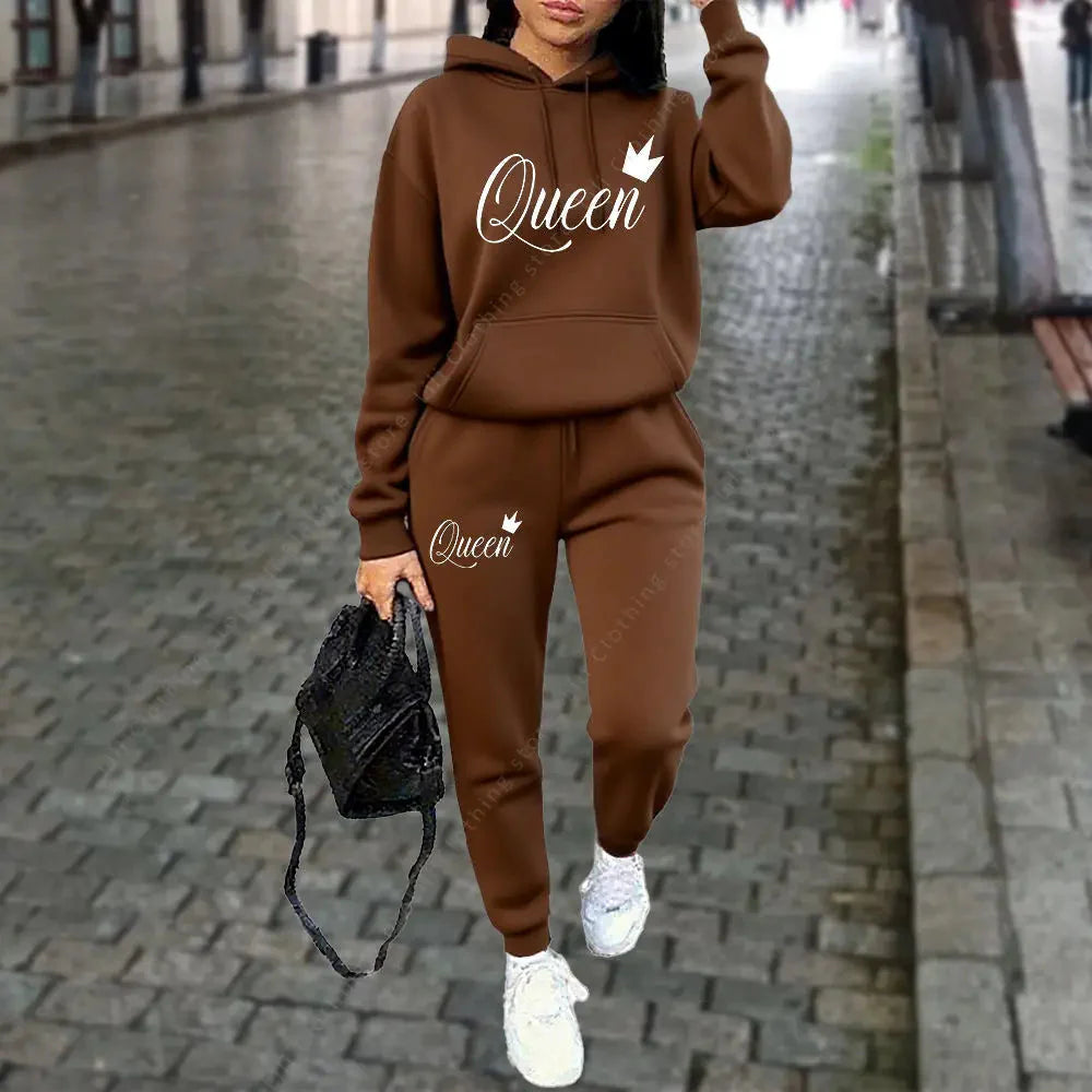Women’s “Queen” Graphic 2-Piece Hoodie & Pants Tracksuit Set